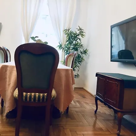 מלון דירות Main Market Square