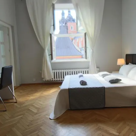 Apartahotel Main Market Square Cracovia