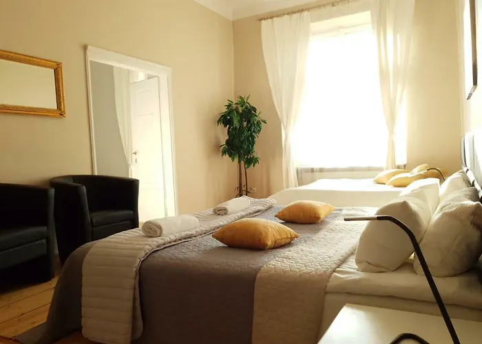 Main Market Square Aparthotel *