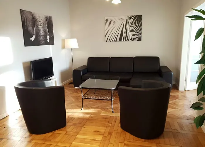 מלון דירות Main Market Square