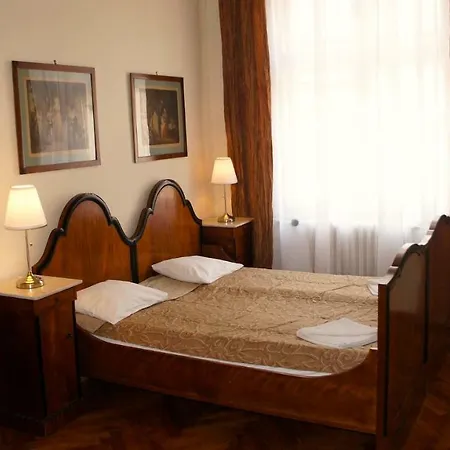 Aparthotel Main Market Square *