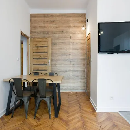 Main Market Square Aparthotel *