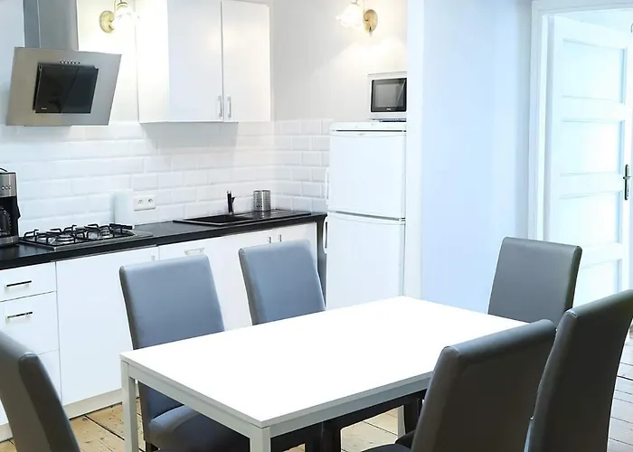 Main Market Square Lägenhetshotell Kraków