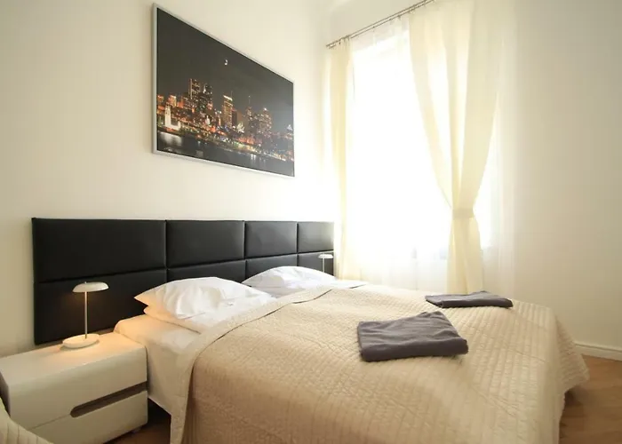 Main Market Square *